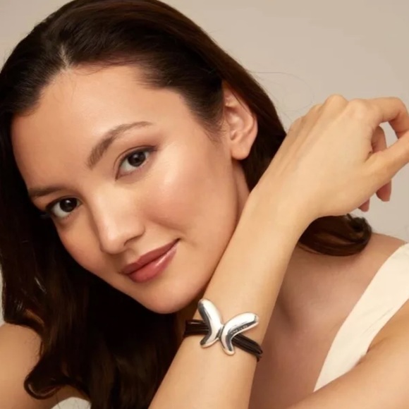 Uno de 50 Bracelet - Butterfly Effect - Silver - Size M - Picture 13 of 13